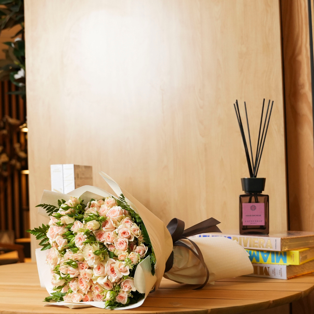 Bouquet of Light Pink Baby Roses