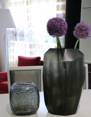 GUAXS CUBISTIC Tall Dark Grey Vase