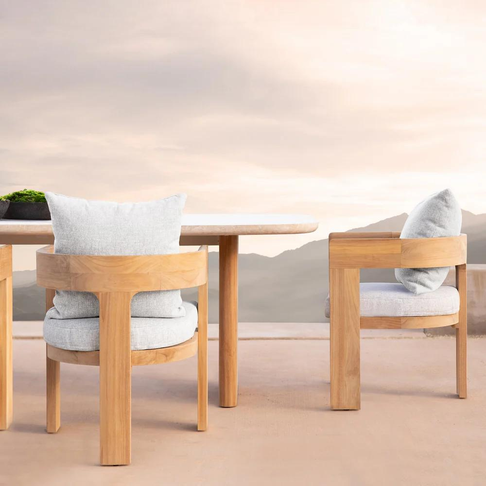 HARBOUR VICTORIA OUTDOOR DINING SET