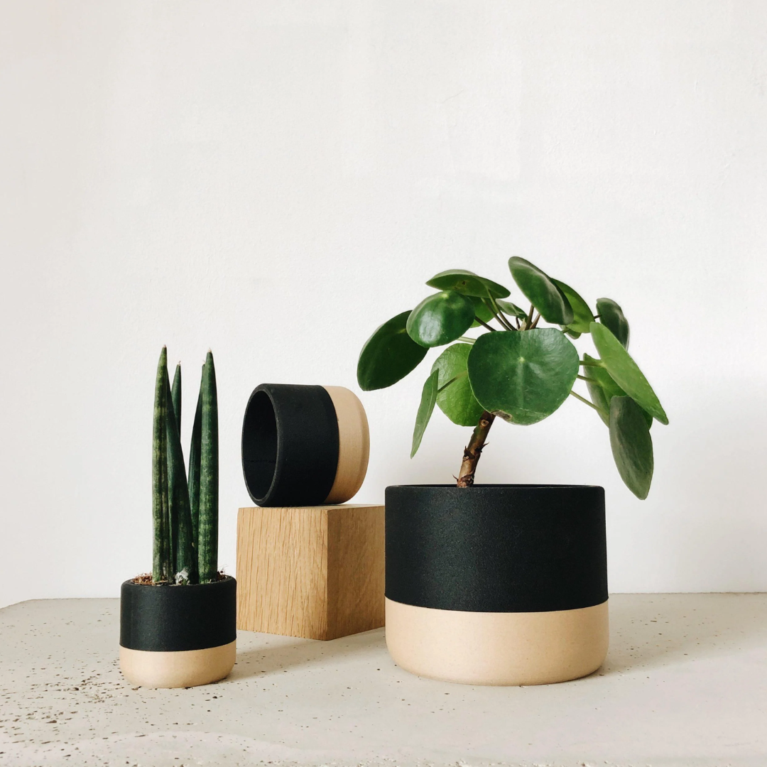 MINIMUM DESIGN NAIROBI Pot